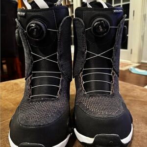 Burton Women's Ritual LTD Step On Snowboard Boots - Size 8